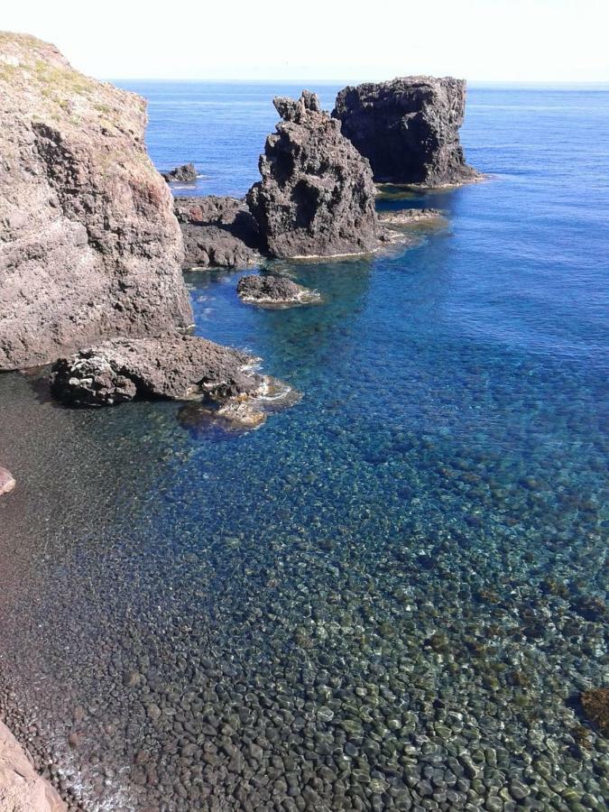 Ustum Villa Isola di Ustica Bagian luar foto